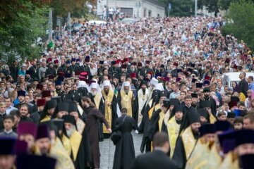 Митрополит Антоній розповів, чому віруючі УПЦ йдуть великим хресним ходом у День Хрещення Русі