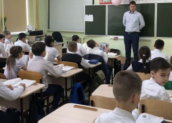 Учимся на улице и моем руки: киевских школьников ожидают новые испытания с сентября