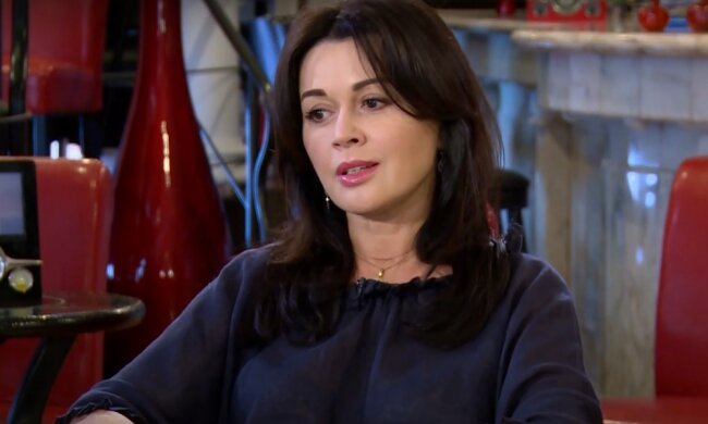 Анастасия Заворотнюк. Фото: YouTube, скрин