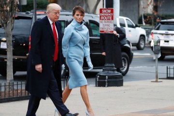 Жена Трампа обиделась на свой родной город – ей поставили там уродливый памятник