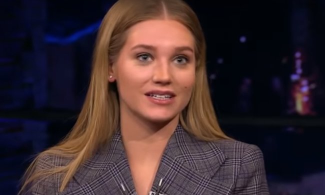 Кристина Асмус. Фото: скриншот YouTube