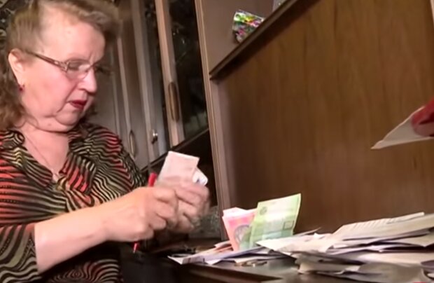 Пенсионерка. Фото: скриншот YouTube