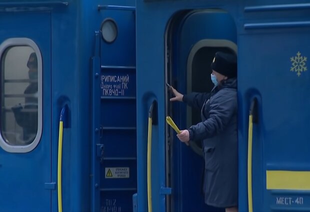 Поезд "Укрзализныци". Фото: скрин YouTube-видео