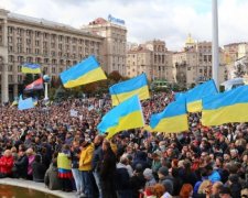 В Украине люди вышли на митинг из-за Трудового Кодекса, фото - ТСН