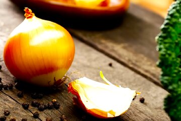 Лук. Фото: YouTube