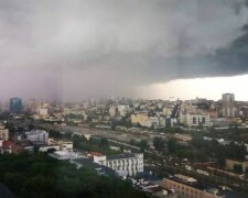 Синоптики резко изменили прогноз: на Киев надвигается стихия, закрывайте окна