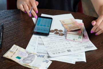 Тарифи на комуналку, газ, воду, світло. Фото: Telegram