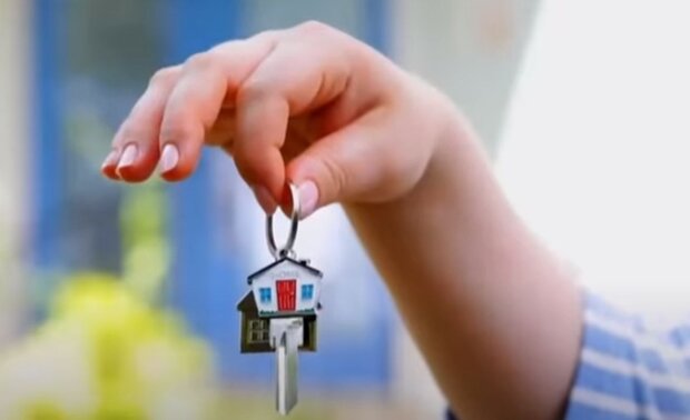 Ключі від квартири. Фото: скріншот YouTube-відео