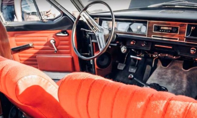 "Волга" салон. Фото: скрин youtube