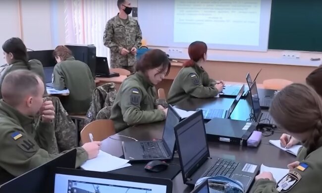 Студенти. Фото: скріншот YouTube-відео