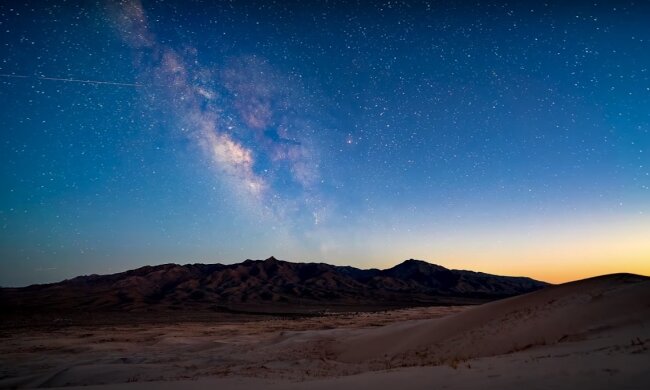 Зоряне небо. Фото: YouTube, скрін