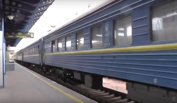 Центральный железнодорожный вокзал в Киеве, скриншот YouTube