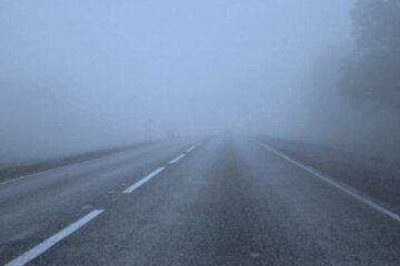 Туман на дороге. Фото: скриншот YouTube