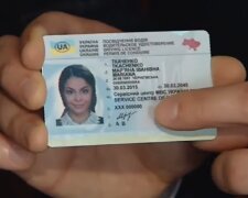 Водительское удостоверение.  Фото: скриншот YouTube-видео