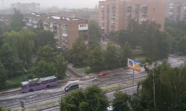 Дождь. Фото: скриншот YouTube-видео