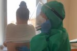 Киевские медики пожаловались на смехотворные зарплаты в разгар эпидемии. Фото: скриншот YouTube