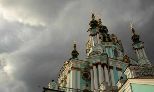 Небо над Киевом опять станет хмурым: прогноз погоды на 28 августа