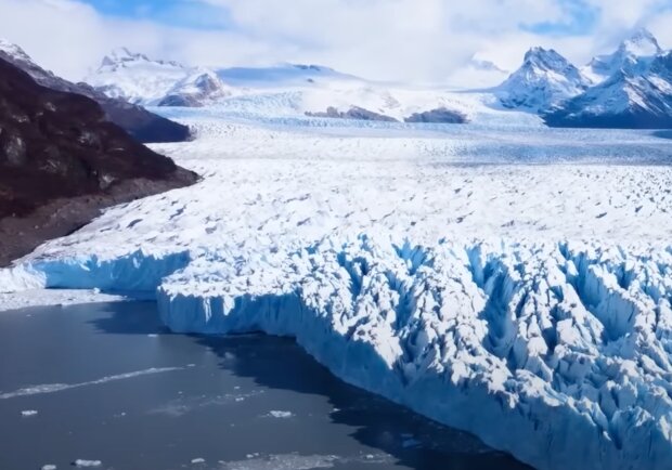 Антарктида. Фото: скриншот YouTube