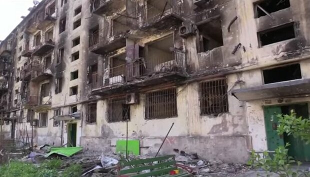 Зруйнований будинок у Сєвєродонецьку. Фото: скріншот YouTube-відео
