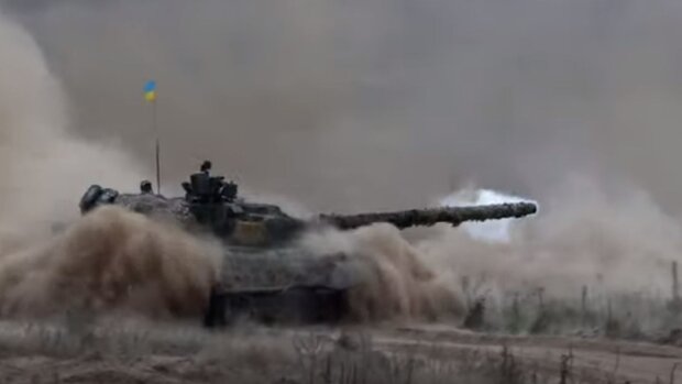 Танк ВСУ с флагом. Фото: скриншот YouTube-видео