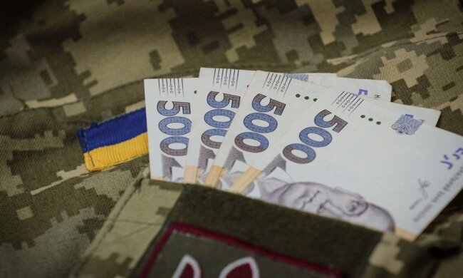 В ПФУ рассказали, что сделать военным с инвалидностью, чтобы не потерять пенсию. Фото: Скрин YouTube