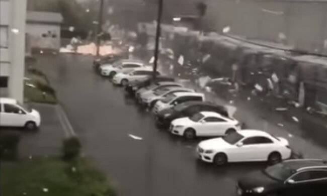 Мощный тайфун. Фото: скриншот Youtube-видео