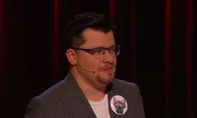 Комик Гарик Харламов напугал фанатов утренним видом. Фото: скриншот YouTube