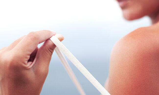 Солнце угрожает девушкам: стало известно о вреде загара для женского здоровья