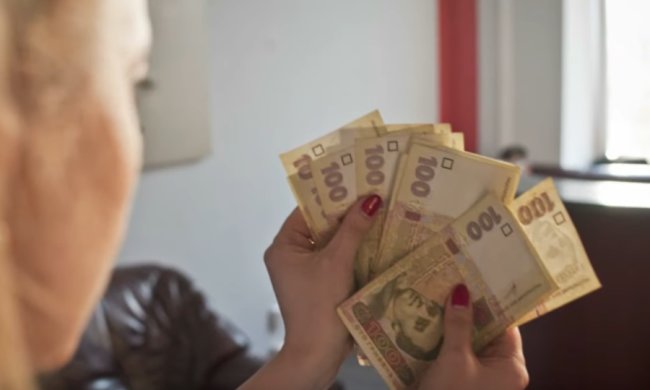 Апрельские зарплаты могут задержать. Фото: youtube