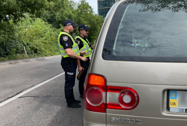 Водіїв попередили про новий штраф – цей прилад є майже у кожному авто. Фото: Telegram