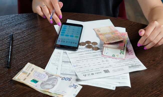 Тарифы на коммуналку, газ, воду, свет. Фото: Telegram
