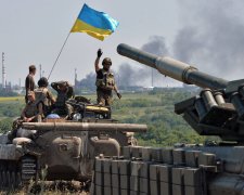 Конец войны? На Донбассе начался отвод войск: первые сигнальные ракеты уже запущены. Подробности