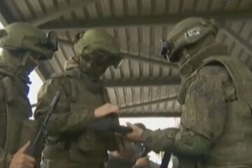 Російські окупанти. Фото: скріншот YouTube-відео