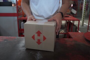 Нова пошта. Фото: YouTube, скрін