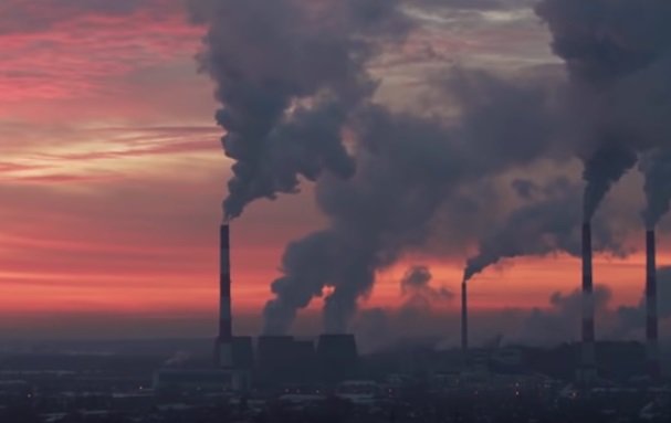 Украину накрыло облаком ядовитого газа: какие области пострадали больше всего