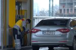 В Украине обрушились цены на топливо. Фото: youtube