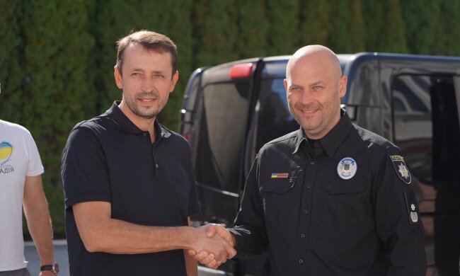 DJI Mavic и технические средства для Нацполиции Черкасской, Полтавской и Днепропетровской областей передали волонтеры БФ Надежда и Валерий Дубиль