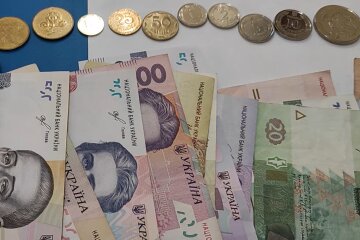 Гроші. Фото: скріншот YouTube-відео