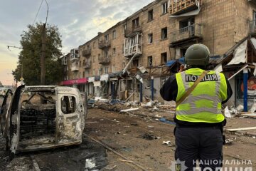 Страшні прильоти по житлових будинках та енергетиці: у МВС розповіли про наслідки нічної атаки - кадри