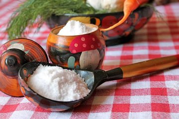 Есть или не есть: ученые развеяли миф о соли и рассказали о ее влиянии на организм