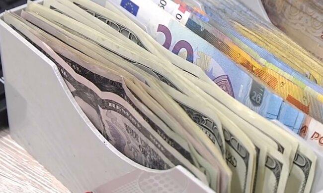 Курс валют. Фото: скрин youtube