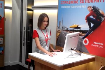 Магазин Vodafone. Фото: скріншот YouTube-відео