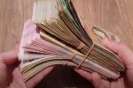 Деньги. Фото: скриншот YouTube-видео