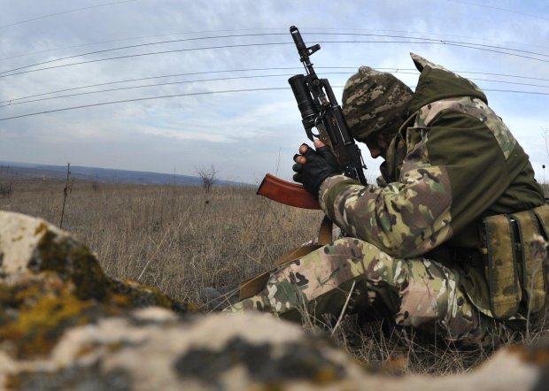 Боевики открыли огонь по ВСУ на Донбассе: раненные и пропавшие без вести