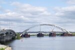 Киевляне рассказали Кличко, что делать с Подольским мостом: достроить и наказать виновных