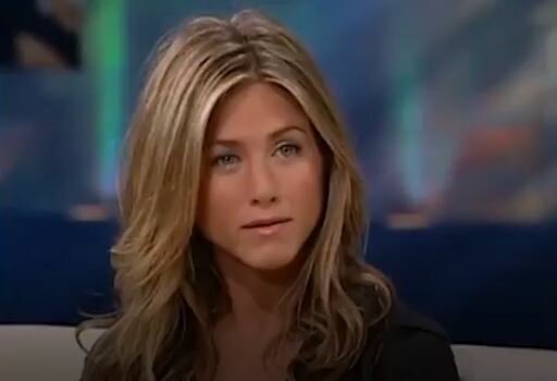 Дженнифер Энистон. Фото: скриншот YouTube.