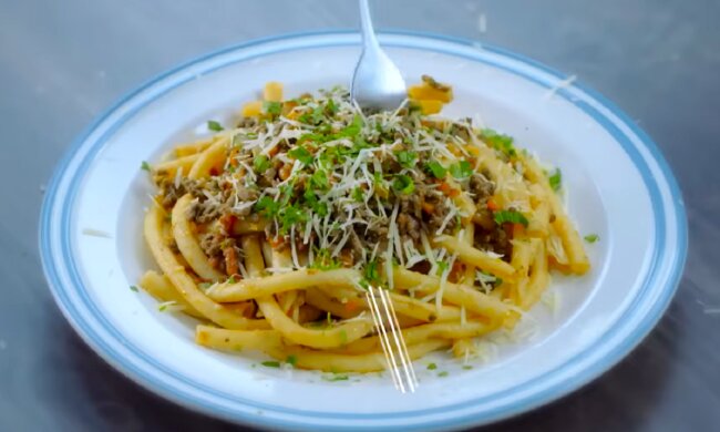 Макароны по-флотски. Фото: YouTube