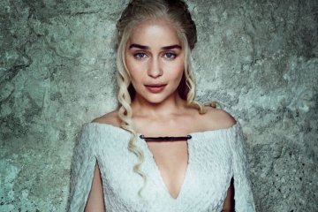 Эмилия Кларк