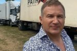 Юрій Горбунов поплескався з сином в басейні, шанувальники в розчуленні: "Мужчинки, красені!"