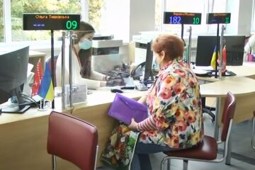 Надання послуг. Фото: скріншот YouTube-відео